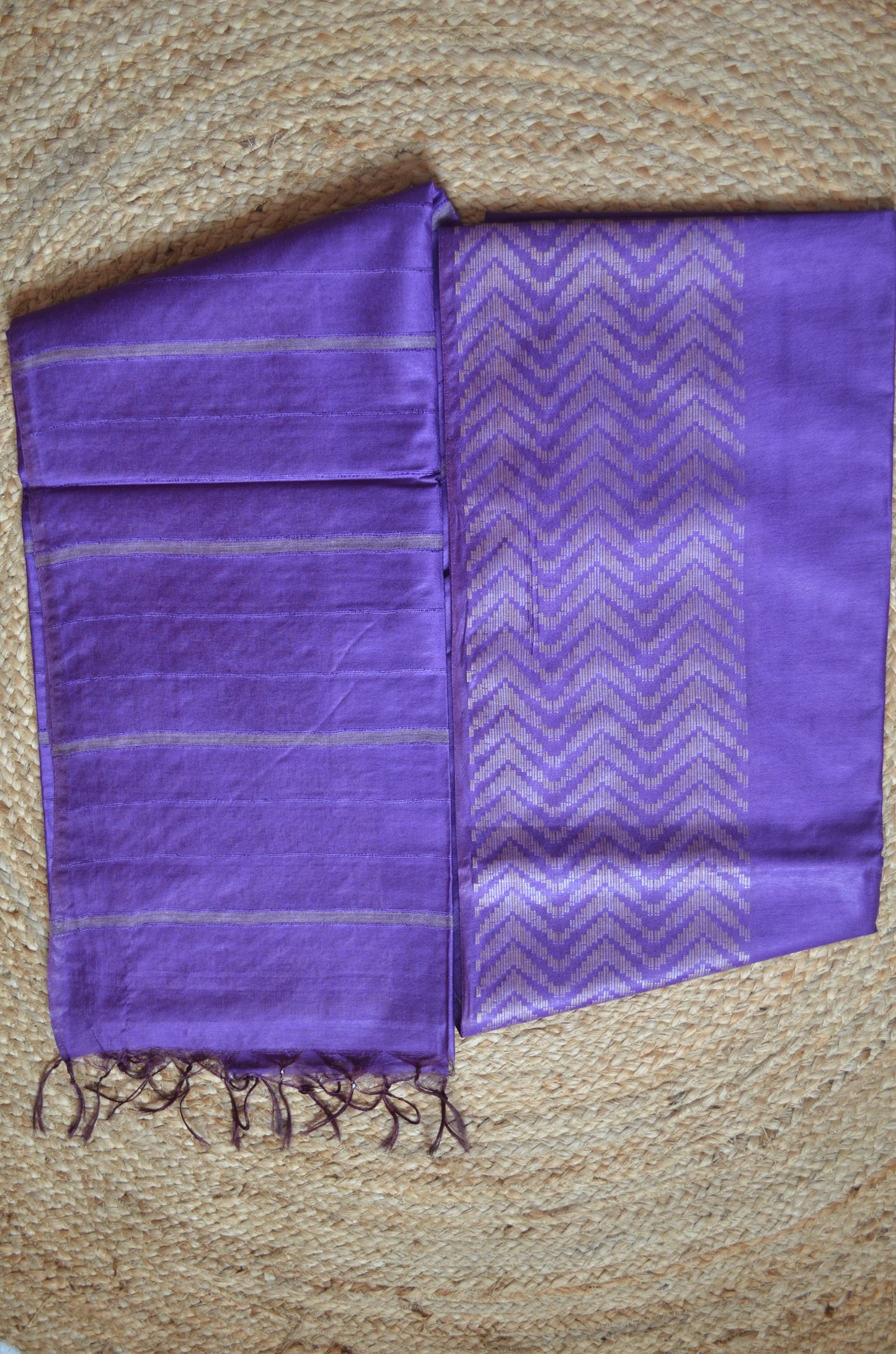 Purple Contemporary Thread Work Vegan Silk Handloom Saree