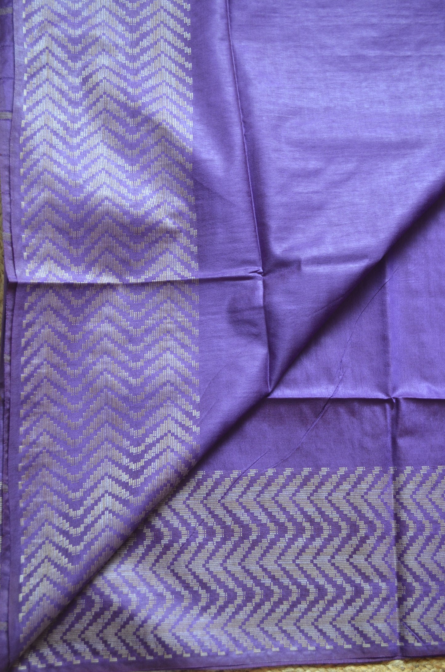 Purple Contemporary Thread Work Vegan Silk Handloom Saree