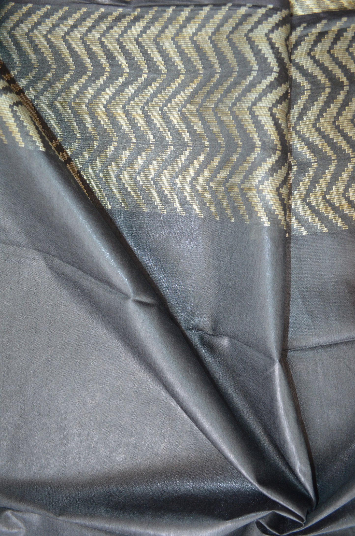 Black Contemporary Thread Work Vegan Silk Handloom Saree