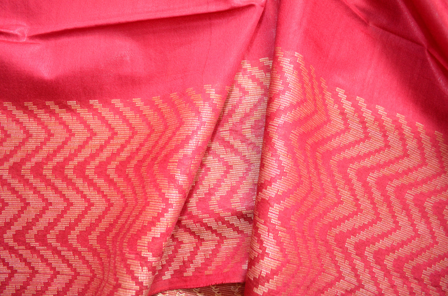 Rouge Contemporary Thread Work Vegan Silk Handloom Saree