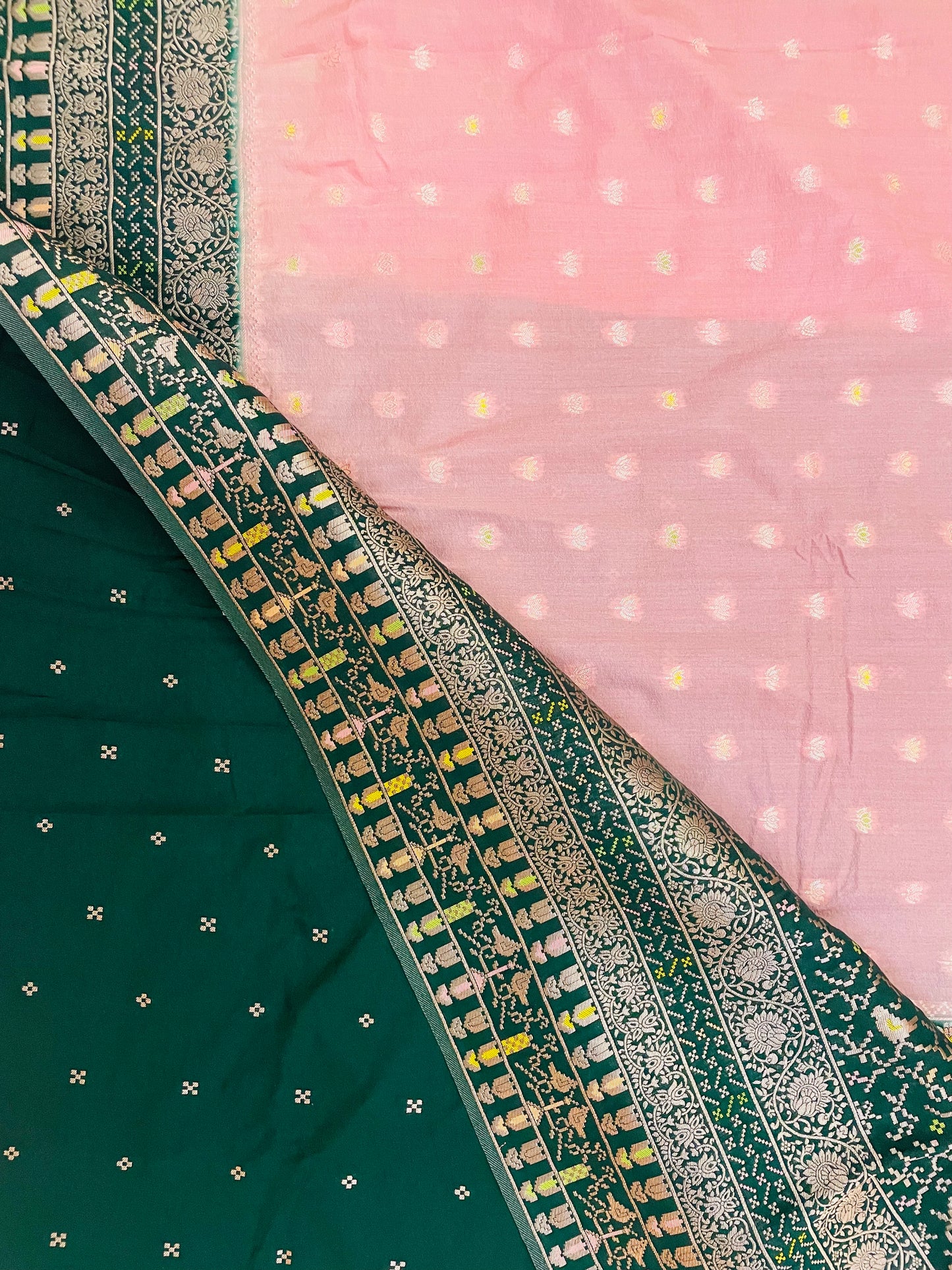 Bollywood Beauties - Luxury Silk Blend Saree