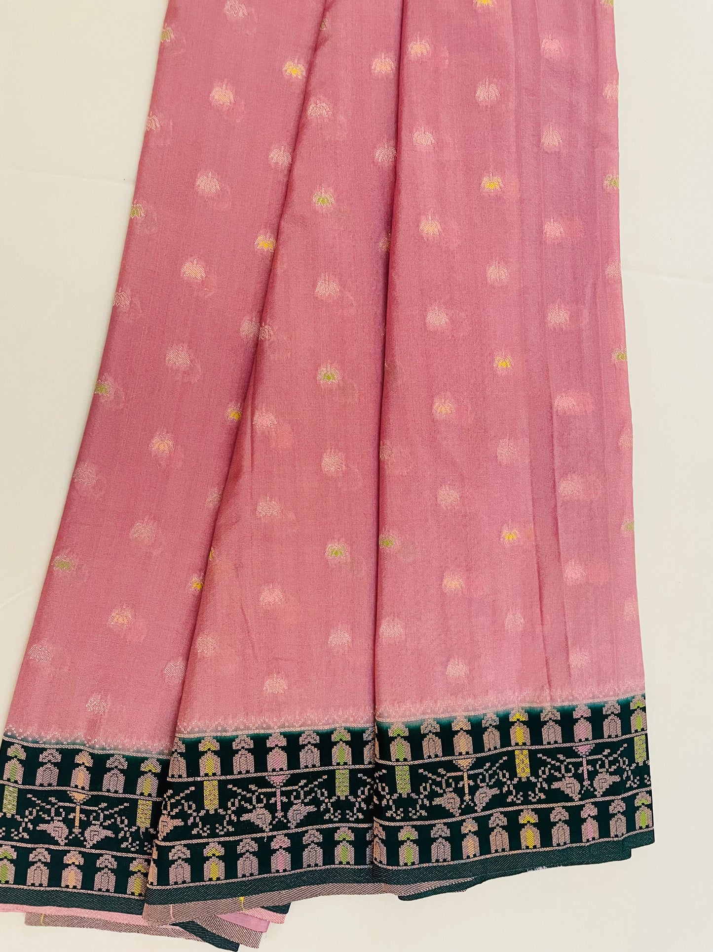 Bollywood Beauties - Luxury Silk Blend Saree