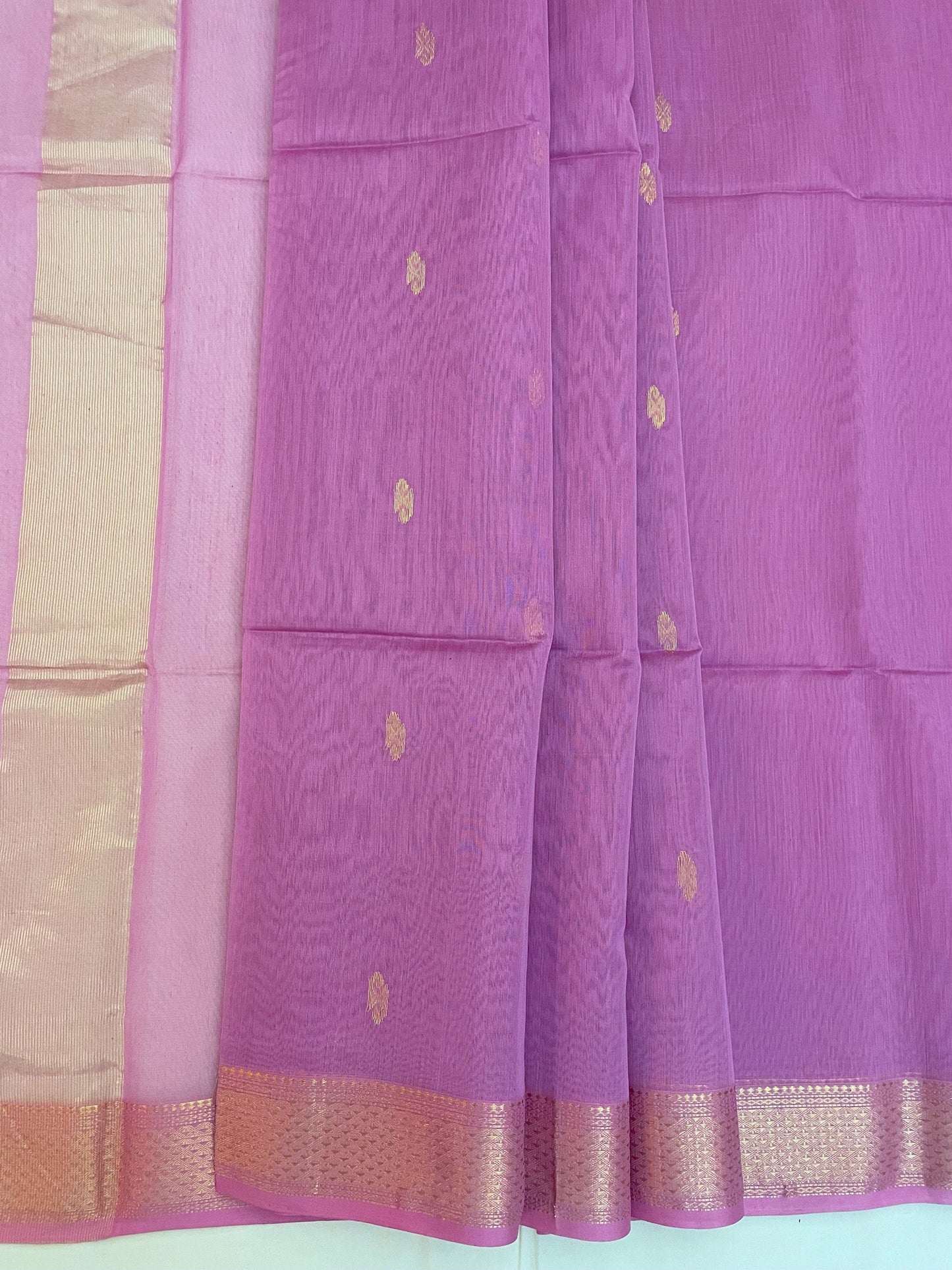 Mauve Maheshwari Pure Silk Handloom Saree with Metal Zari