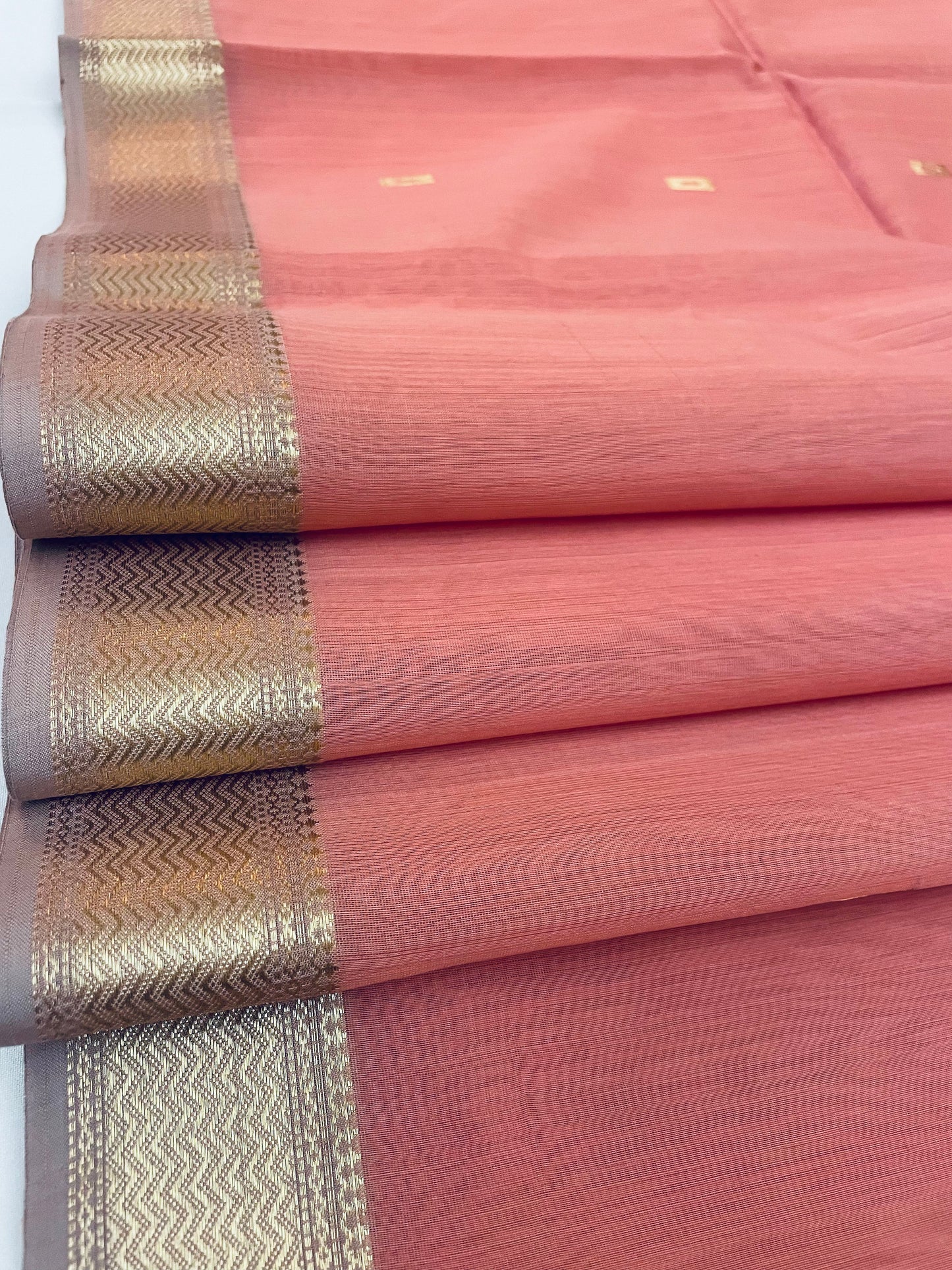 Peach Maheshwari Pure Silk Handloom Saree with Metal Zari