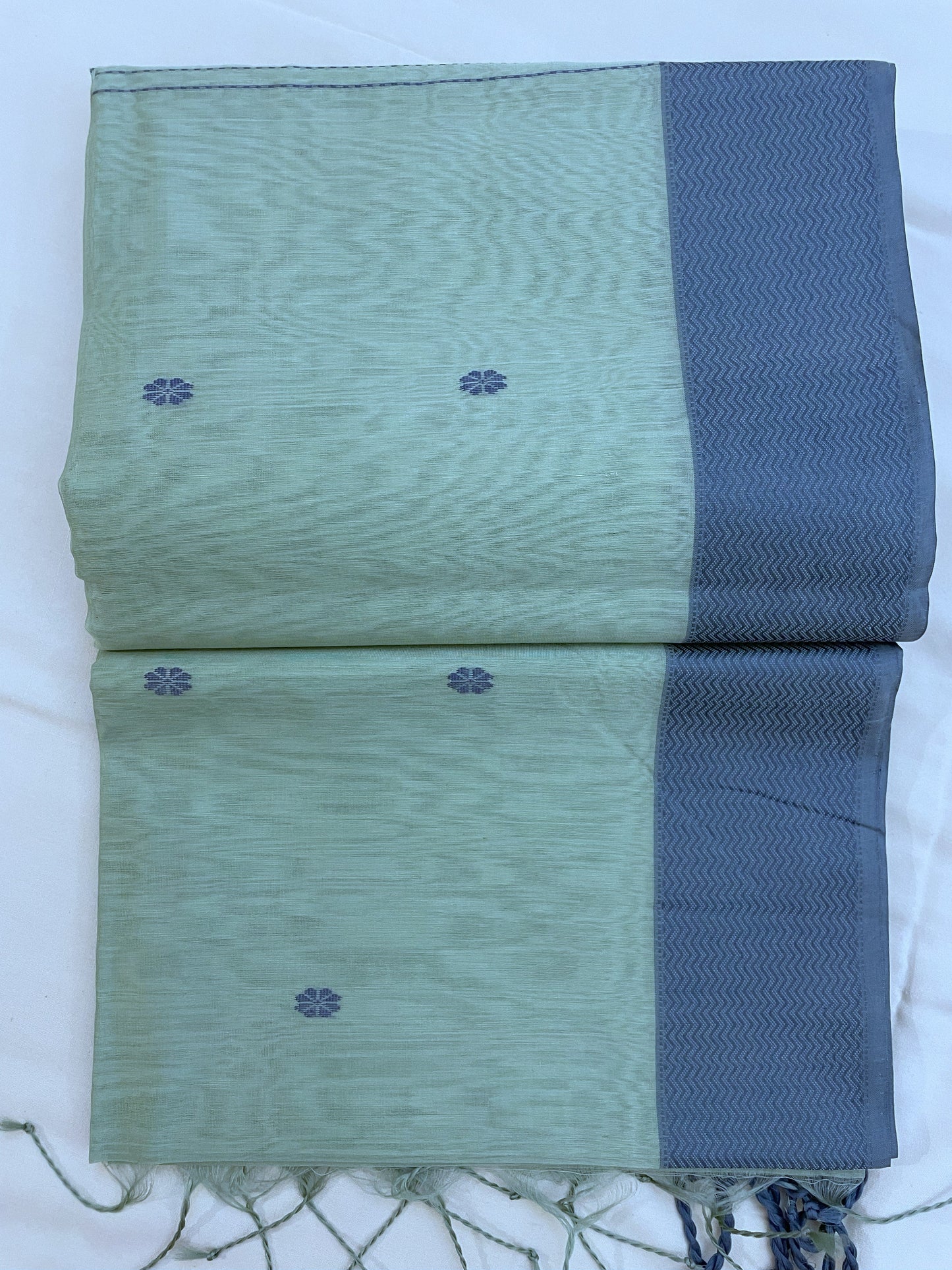 Light Teal Maheshwari Pure Silk Handloom Saree with Thread Zari