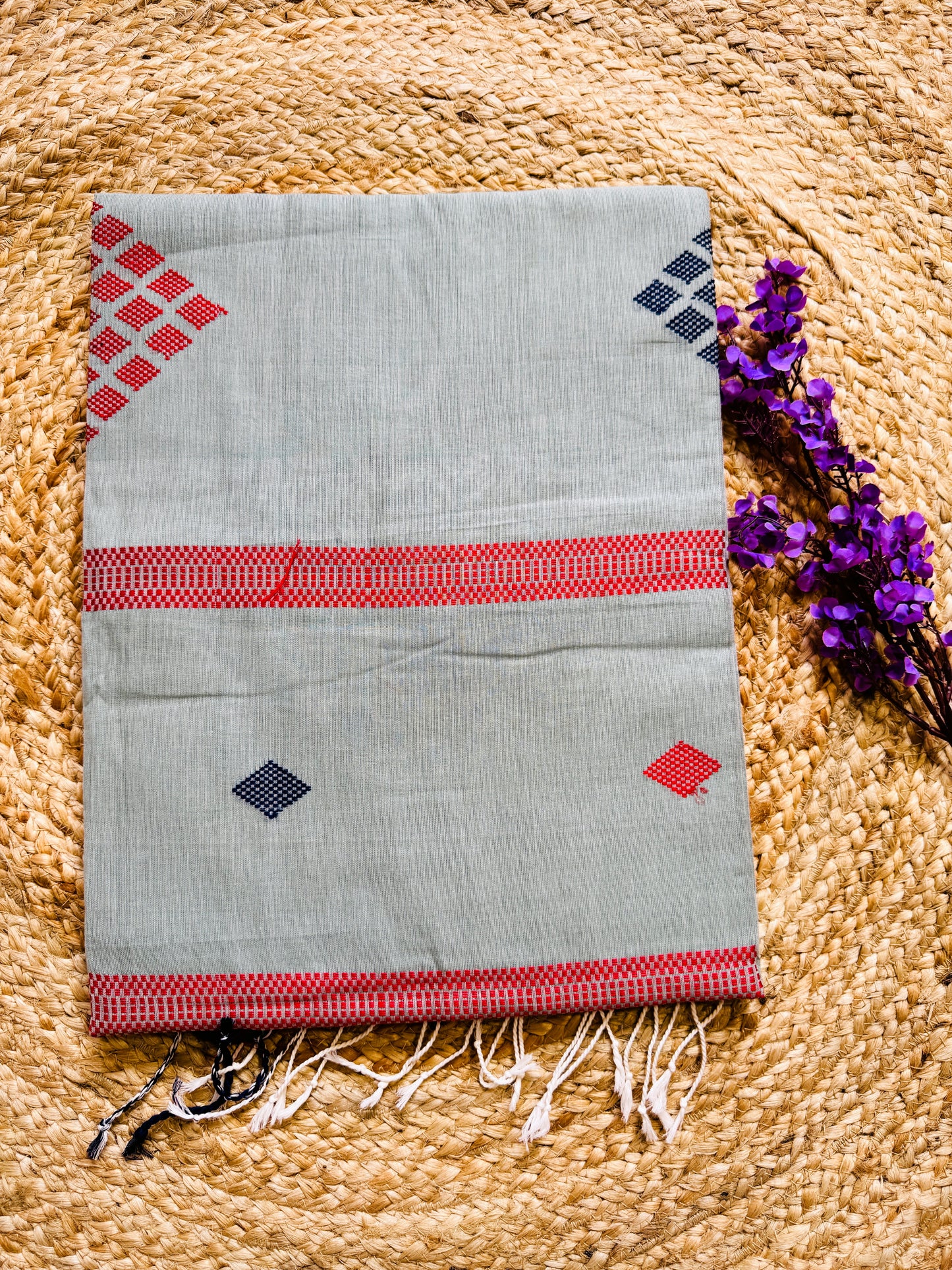 Seafoam Grey Buttery Mul Cotton Bengal Muslin Handloom Saree