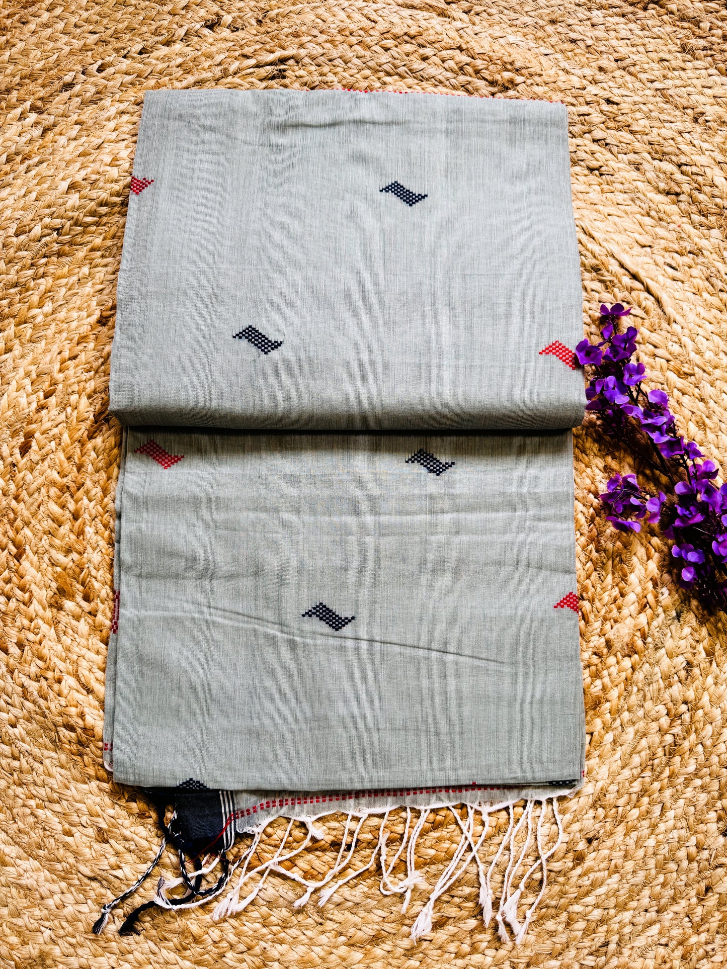 Seafoam Grey Buttery Mul Cotton Bengal Muslin Handloom Saree
