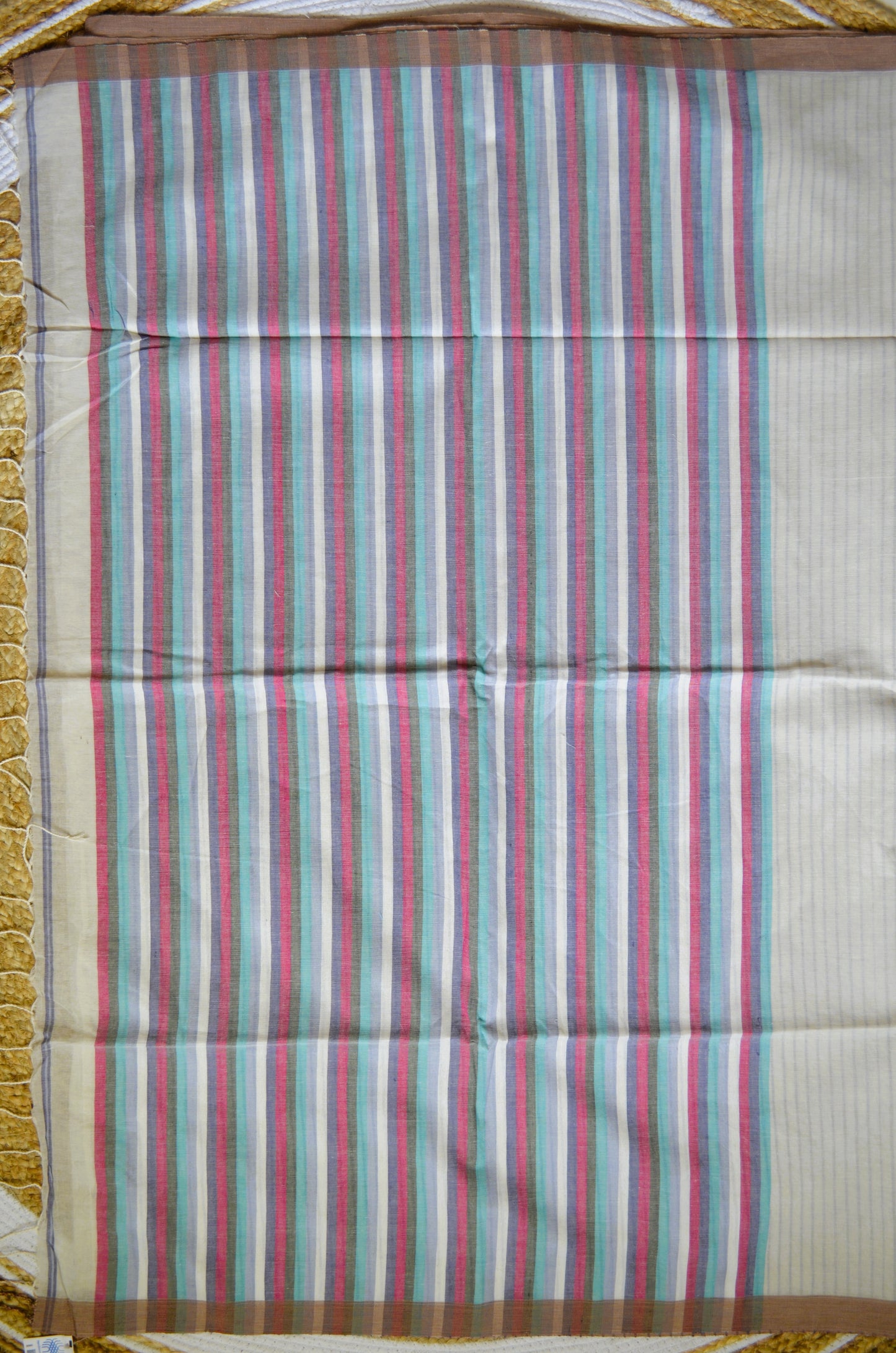 Beige Buttery Mul Cotton Bengal Muslin Handloom Saree