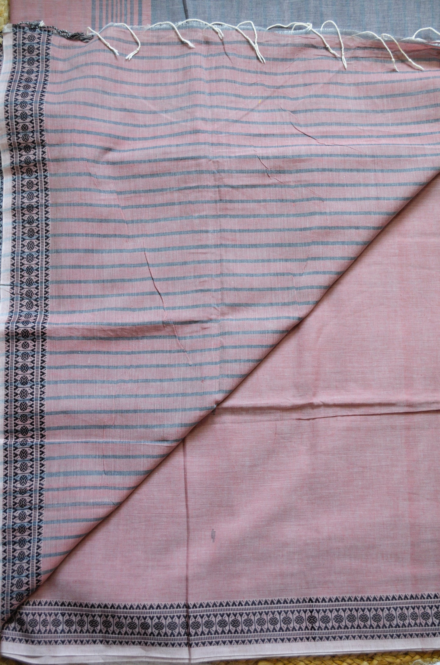 Red Buttery Mul Cotton Bengal Muslin Handloom Saree