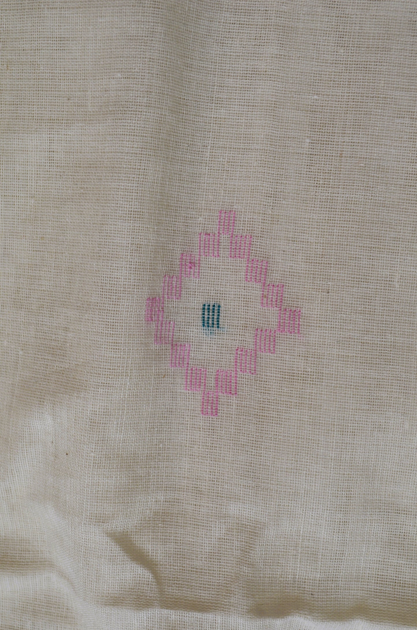 Off White Bengal Jamdani Handloom Saree