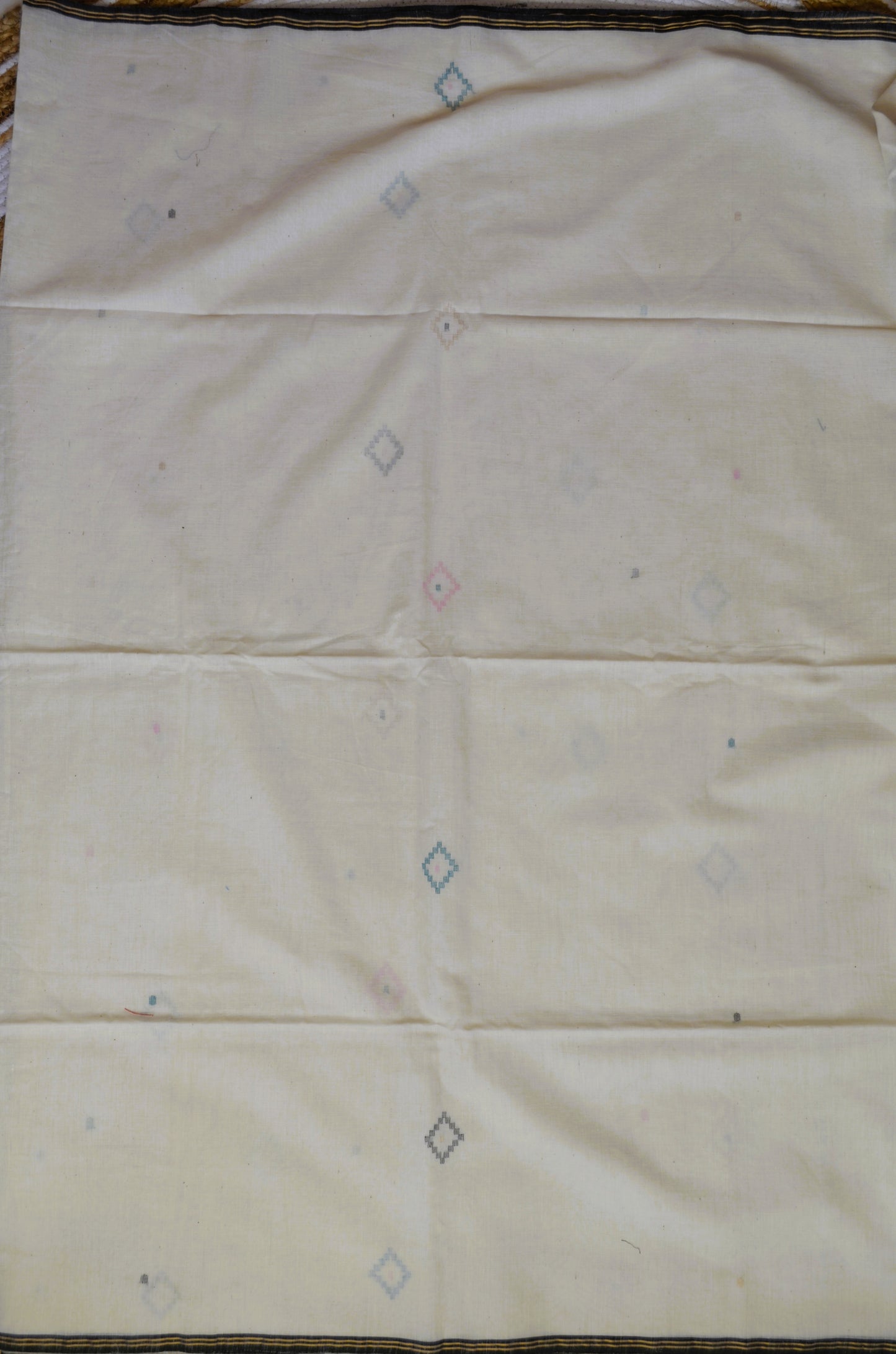 Off White Bengal Jamdani Handloom Saree