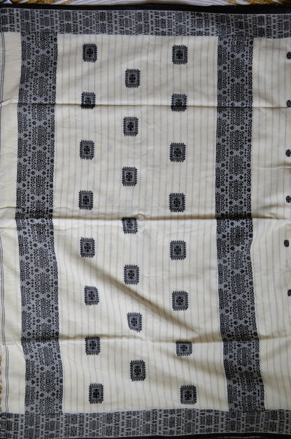 Off White Butter Cotton Bengal Muslin Handloom Saree