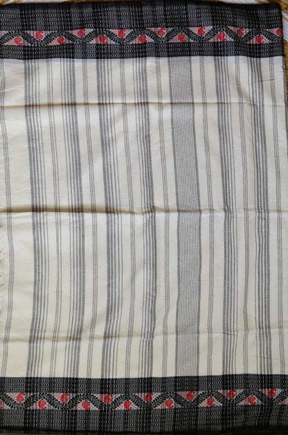 Off White Bengal Tangail Handloom Saree