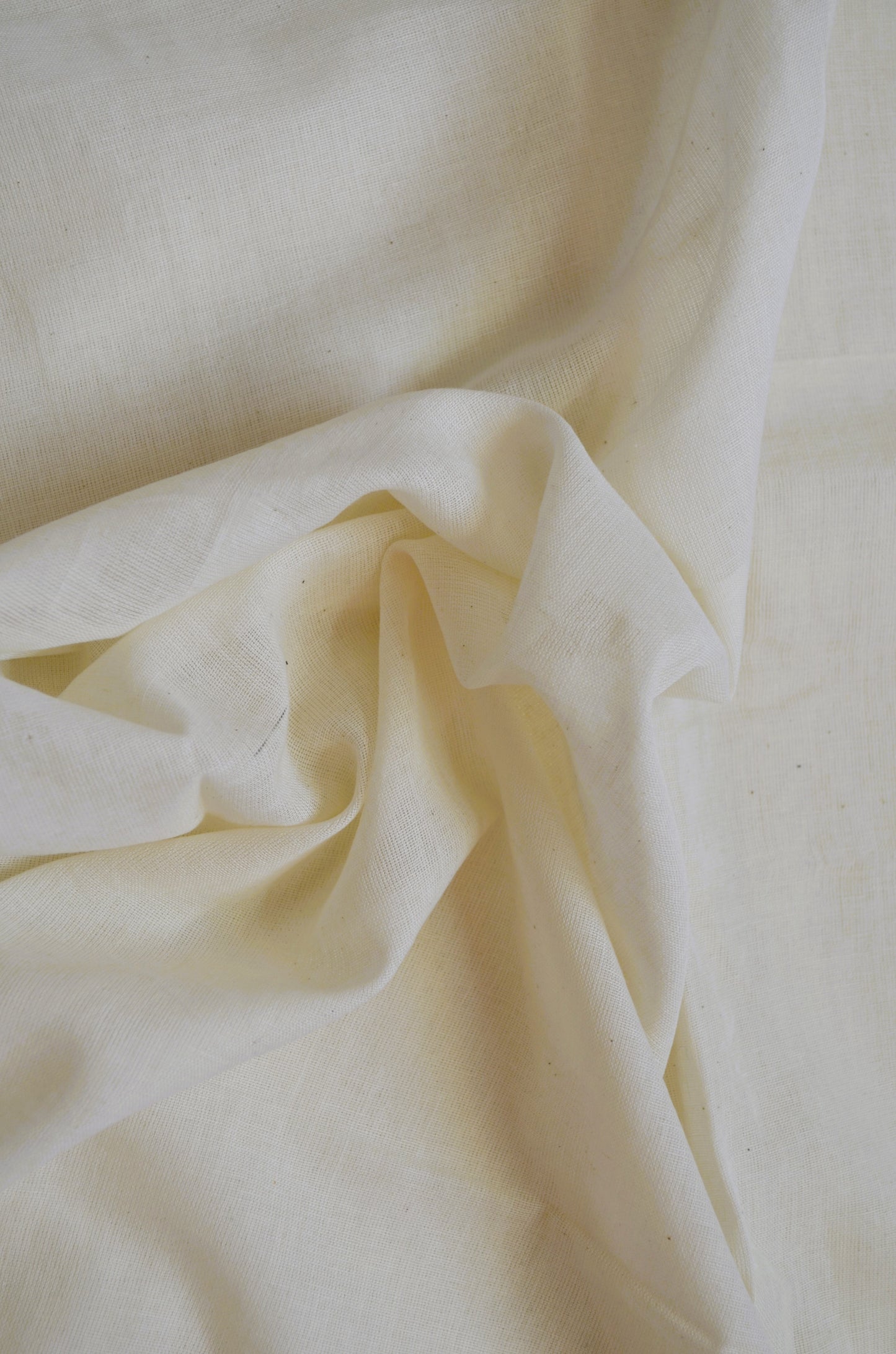 Off White Bengal Tangail Handloom Saree