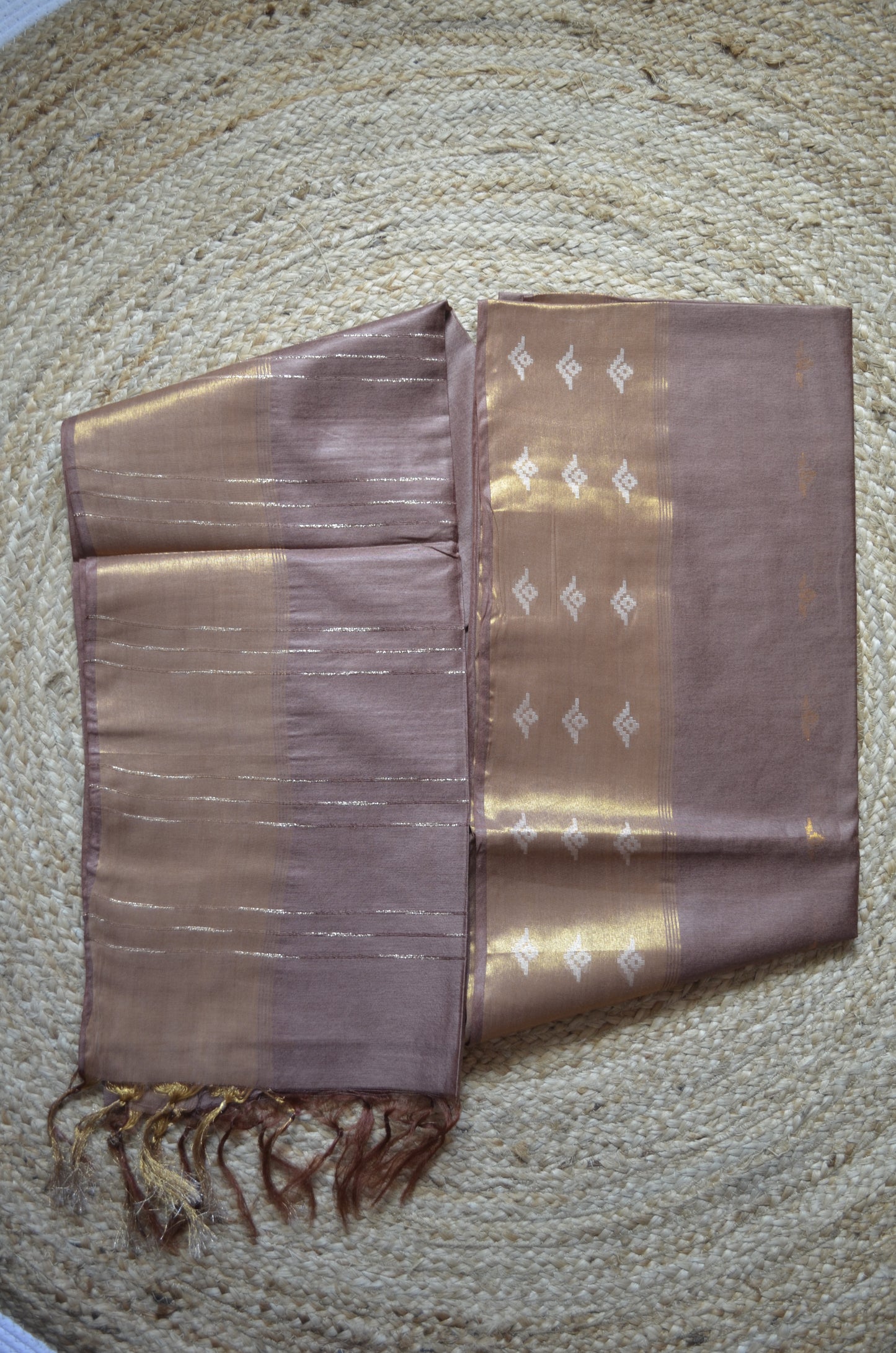 Brown Contemporary Zari Work Vegan Silk Handloom Saree
