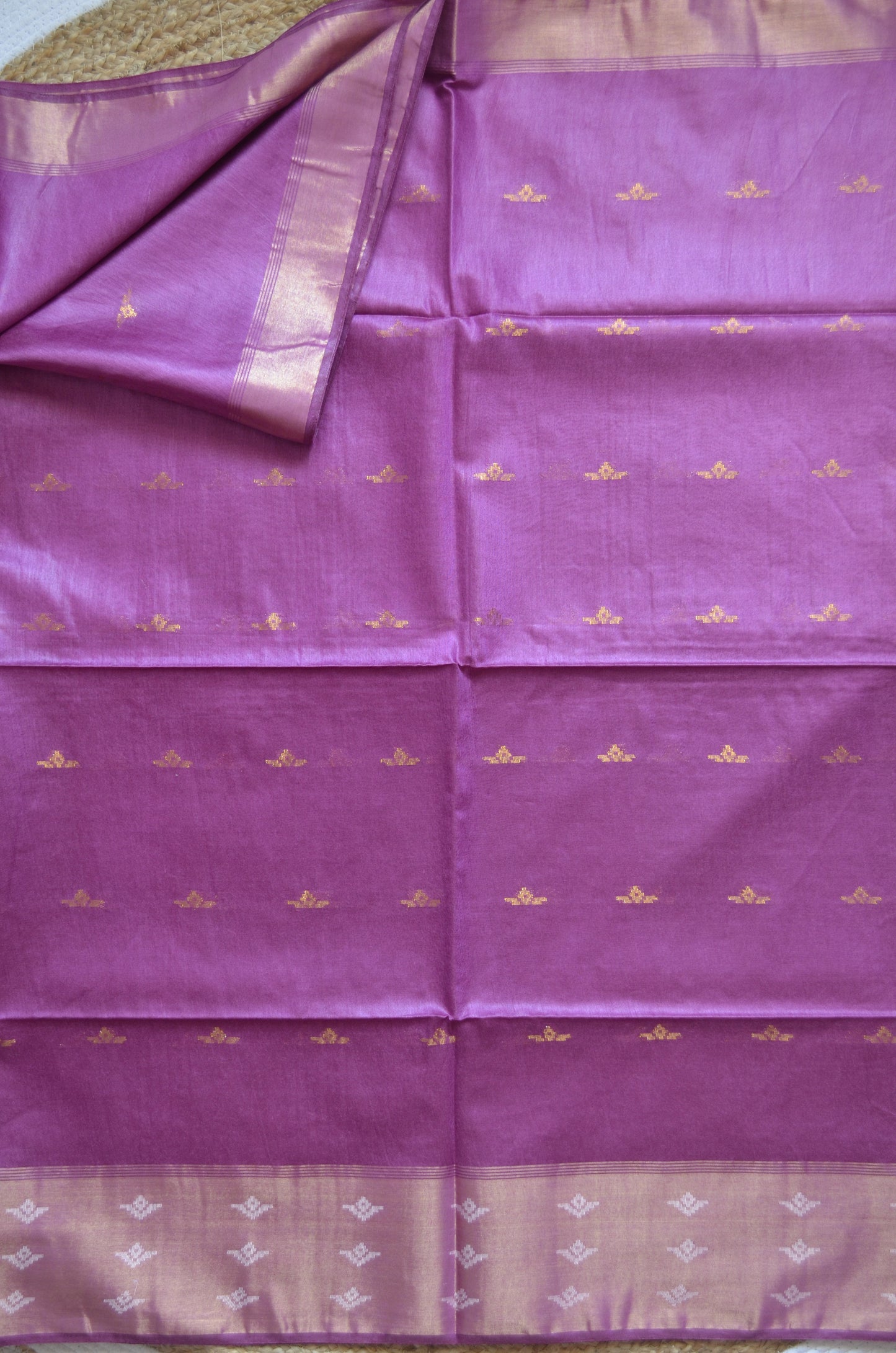 Rouge Contemporary Zari Work Vegan Silk Handloom Saree