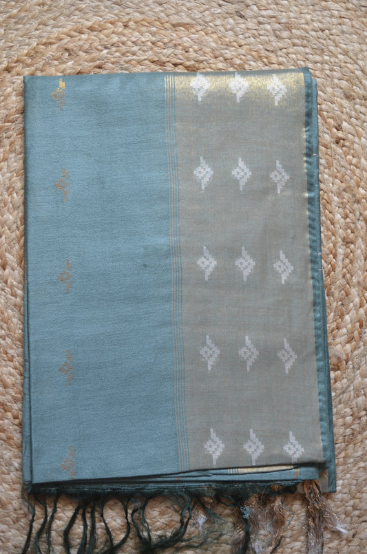 Green Contemporary Zari Work Vegan Silk Handloom Saree