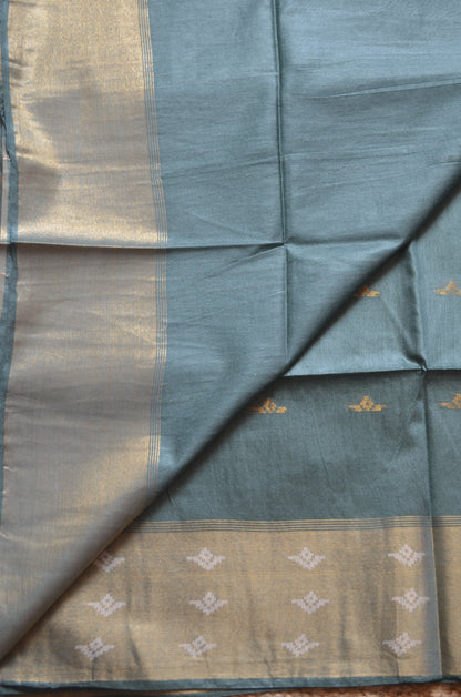 Green Contemporary Zari Work Vegan Silk Handloom Saree
