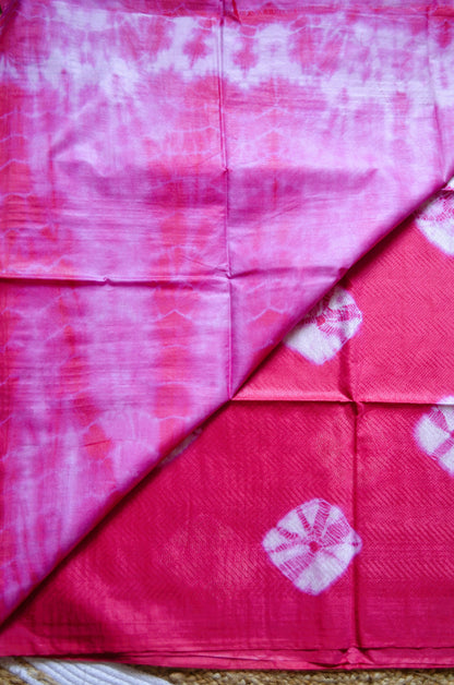 Magenta Contemporary Jacquard Vegan Silk Handloom Saree