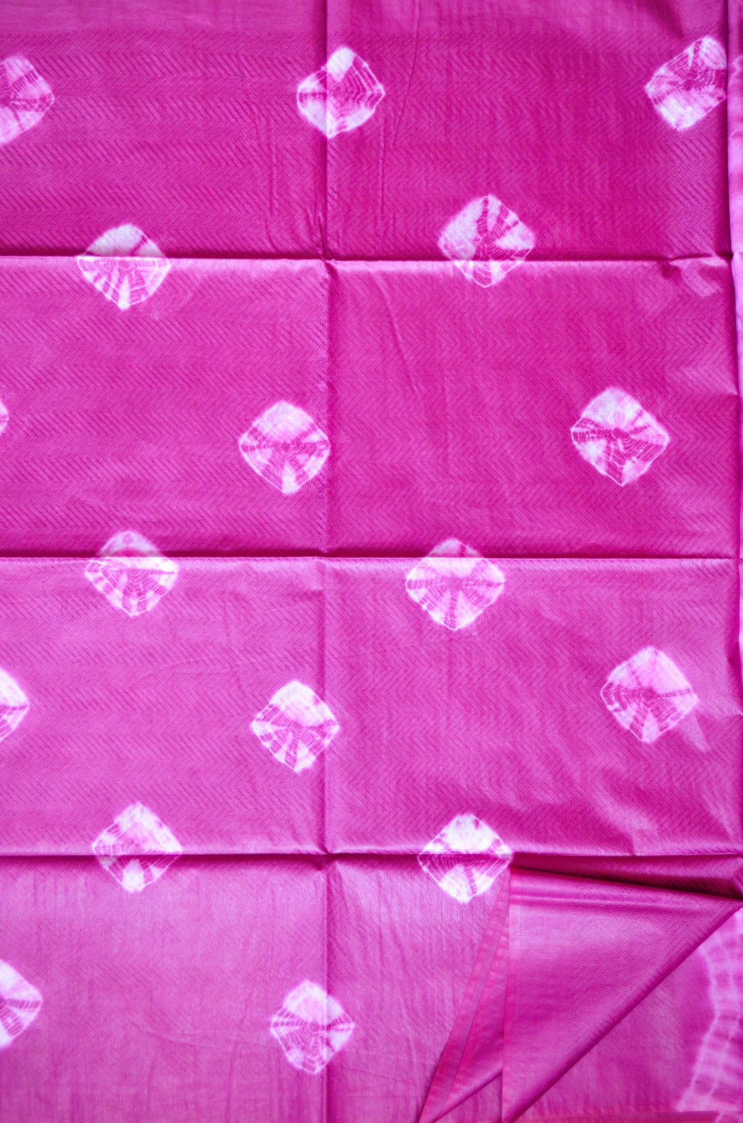 Rouge Contemporary Jacquard Vegan Silk Handloom Saree