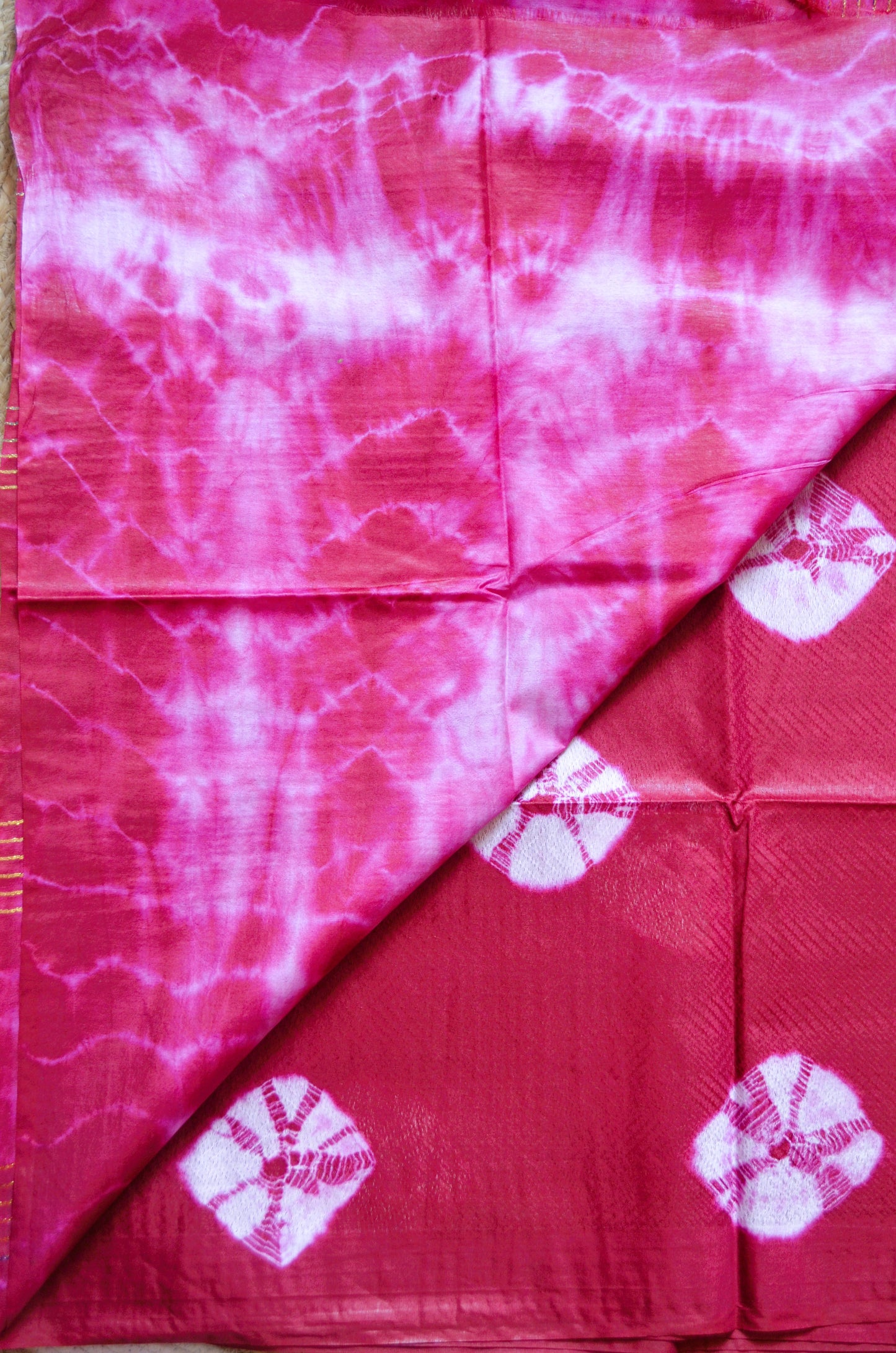 Maroon Contemporary Jacquard Vegan Silk Handloom Saree