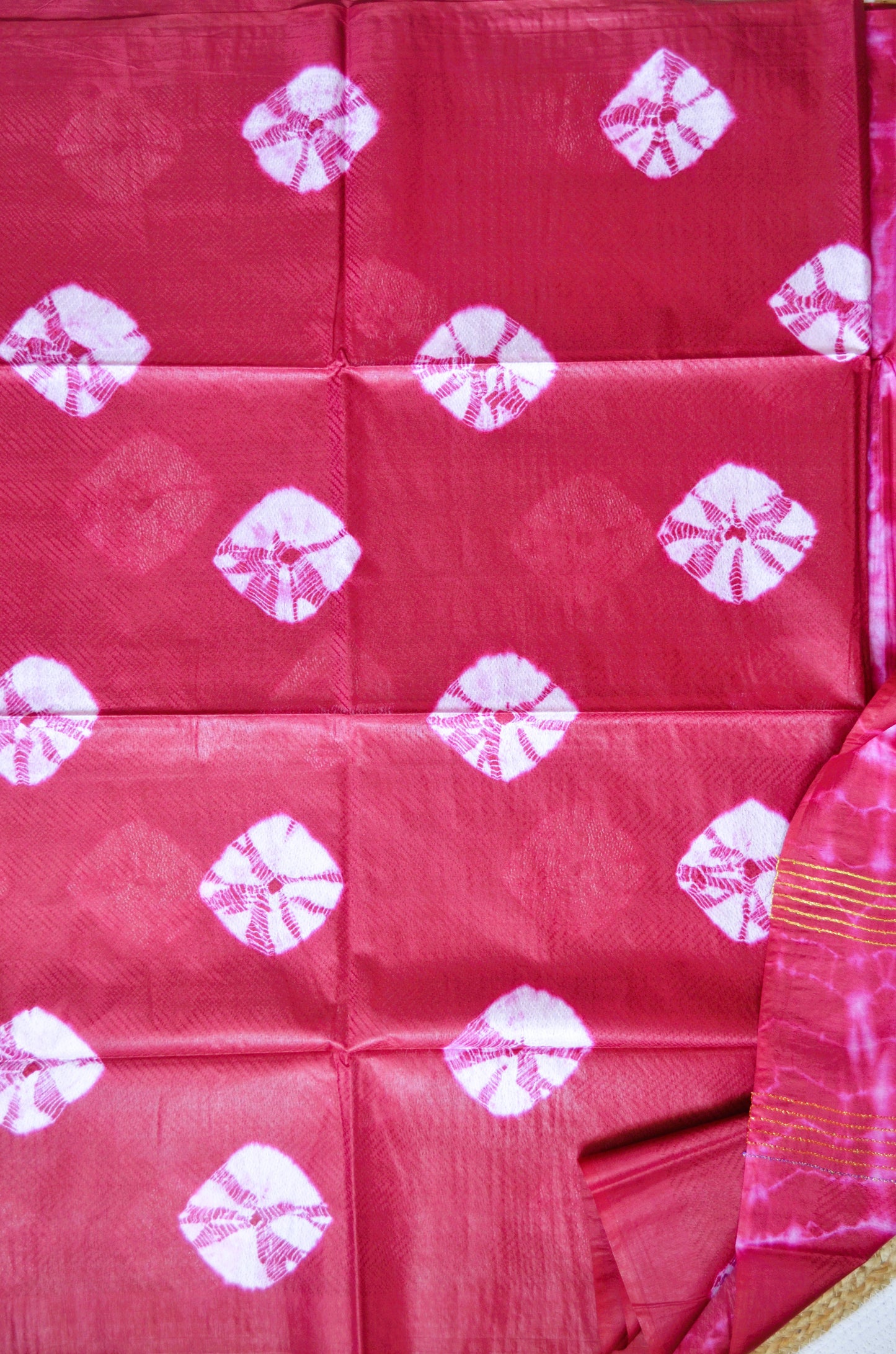 Maroon Contemporary Jacquard Vegan Silk Handloom Saree