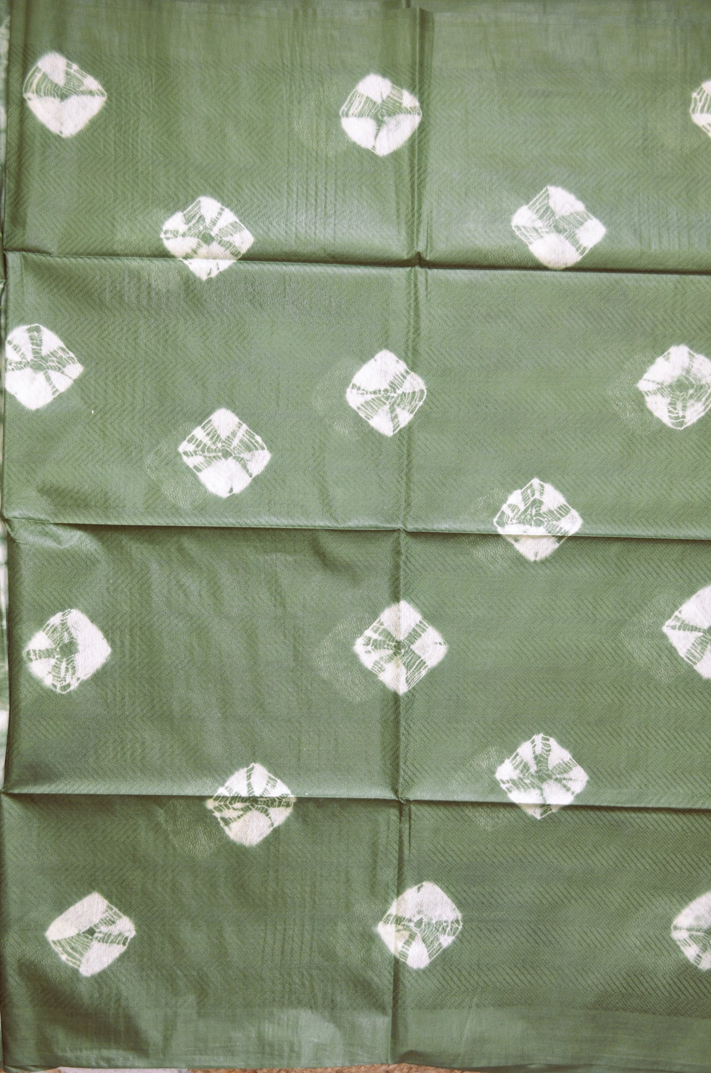 Green Contemporary Jacquard Vegan Silk Handloom Saree