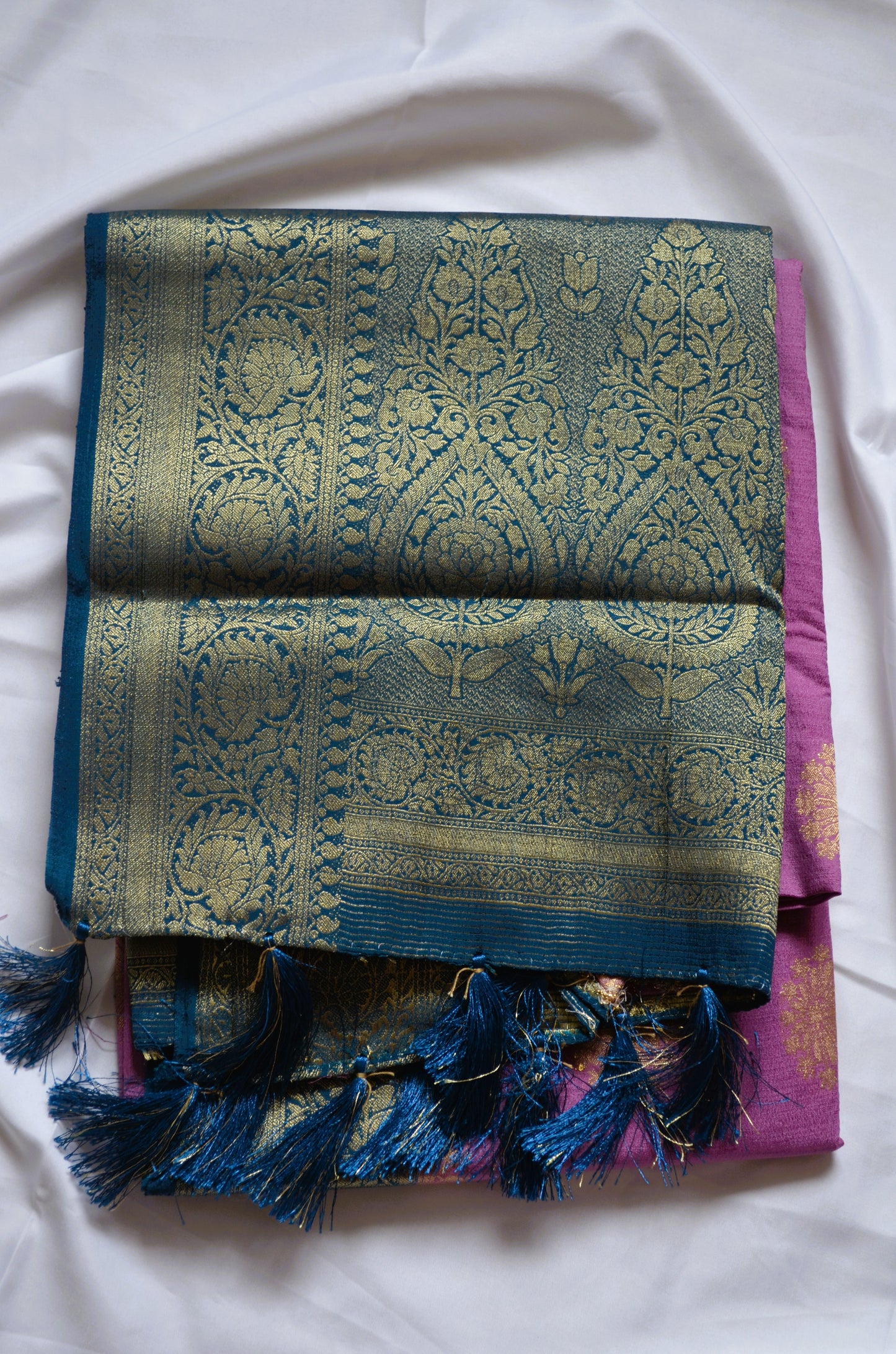 Mauve Banarasi Zari Crepe Silk Saree