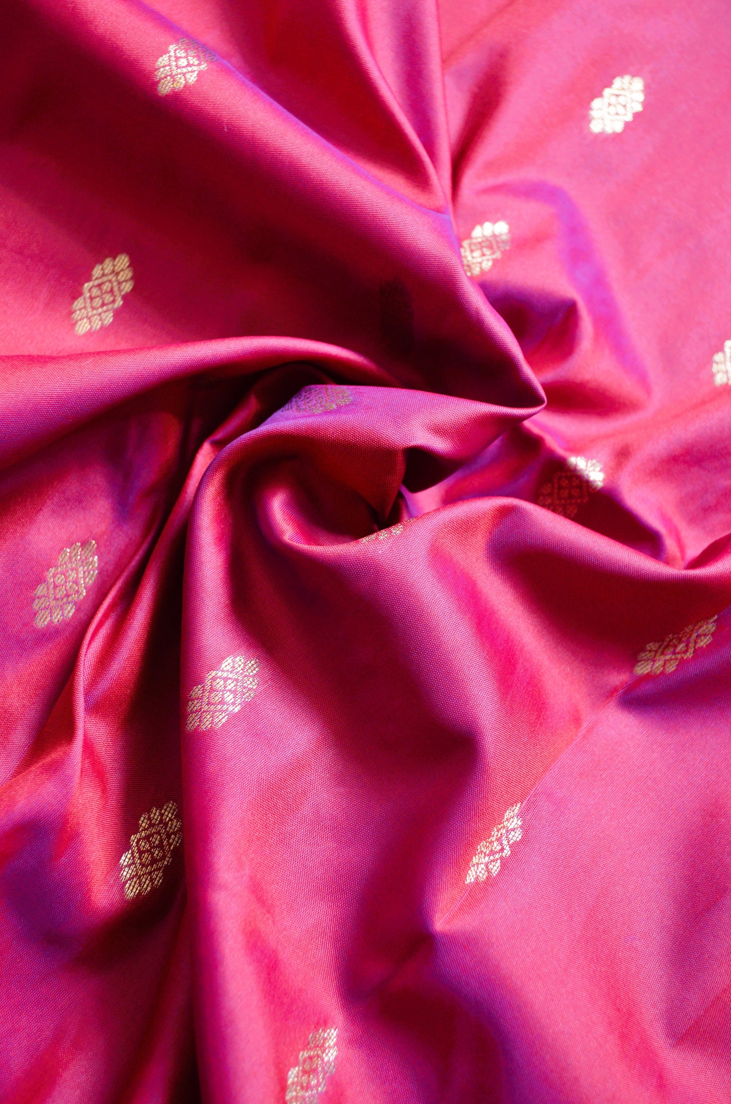Magenta Zari Work Banarasi Silk Saree