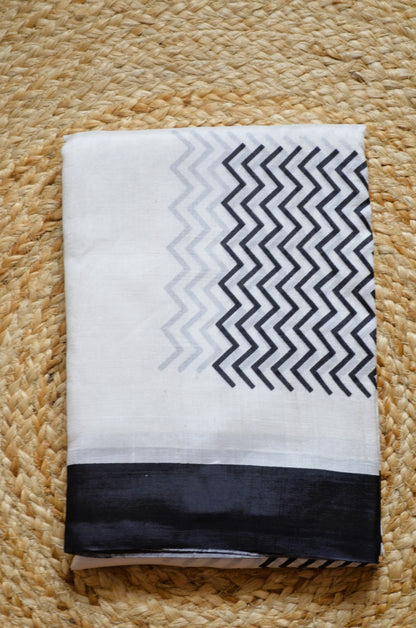 Off White Block Print Pure Silk Handloom Saree