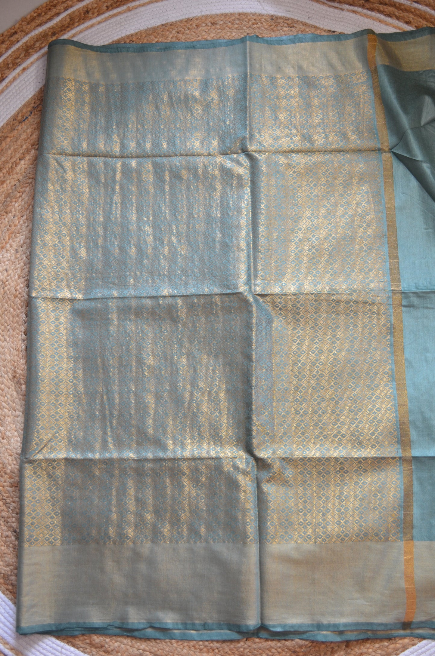 Bottle Green Kanjeevaram Zari Vegan Silk Handloom Saree