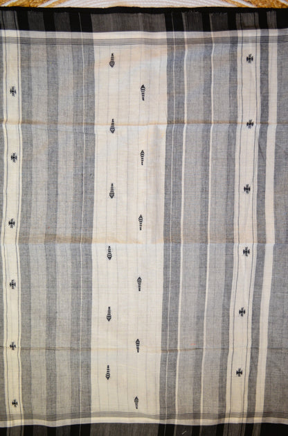 Grey White Buttery Mul Cotton Bengal Khadi Handloom Saree