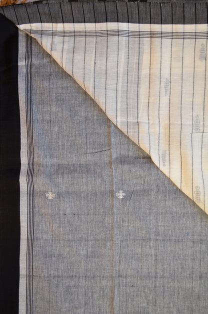 Grey White Buttery Mul Cotton Bengal Khadi Handloom Saree