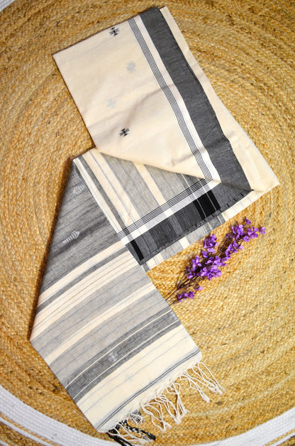 Cream Buttery Mul Cotton Bengal Khadi Handloom Saree