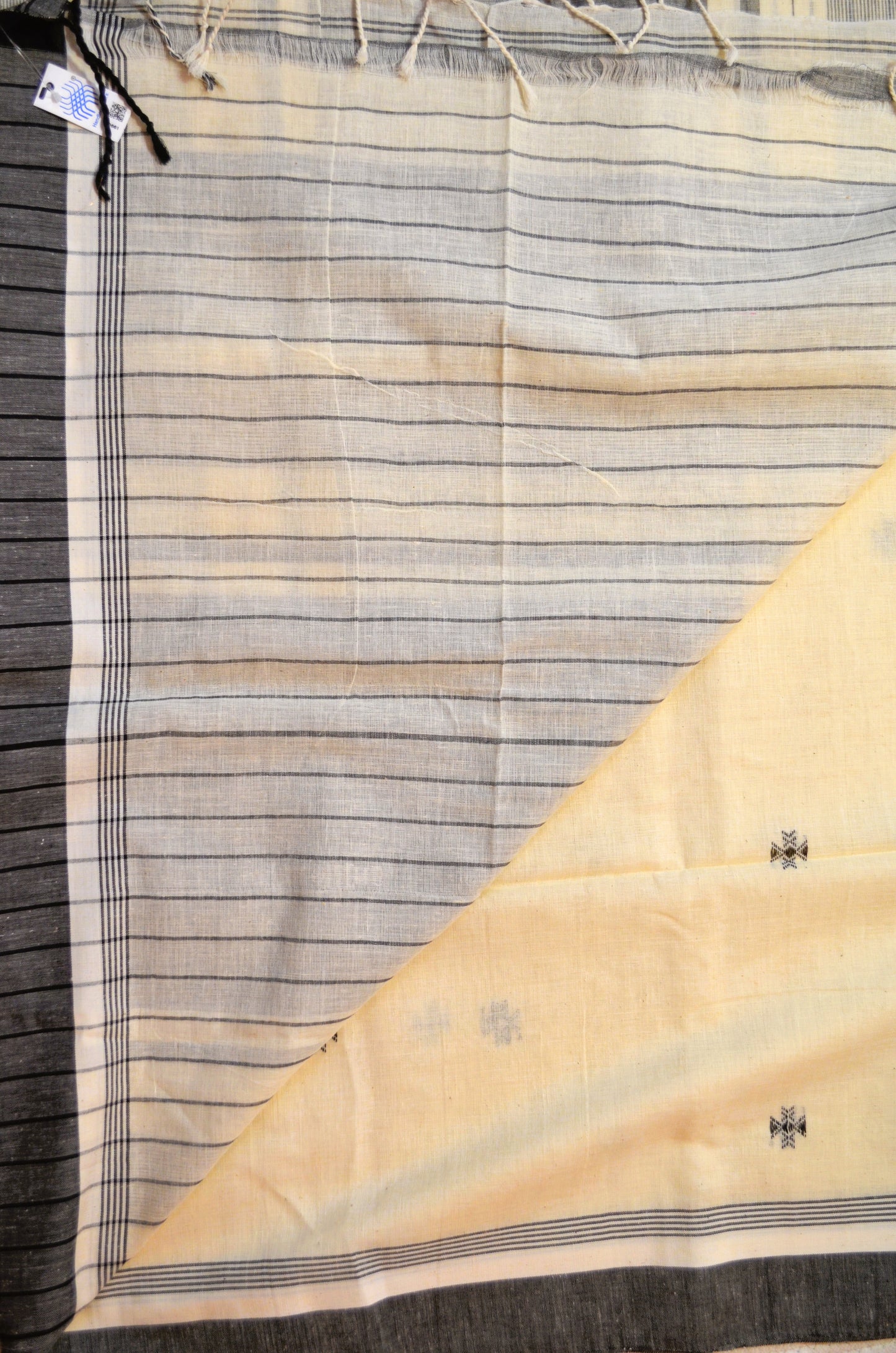 Cream Buttery Mul Cotton Bengal Khadi Handloom Saree
