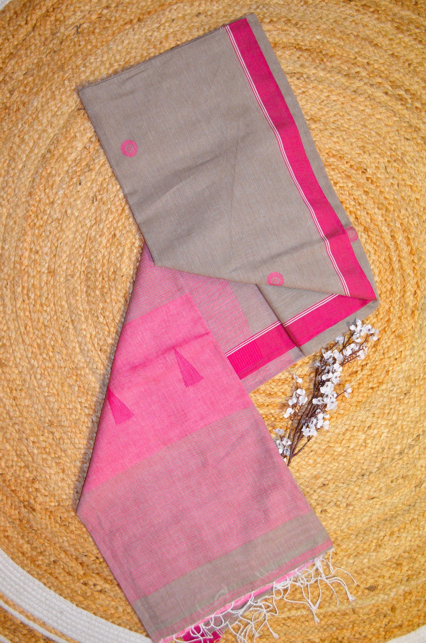 Dark Beige Buttery Mul Cotton Bengal Khadi Handloom Saree