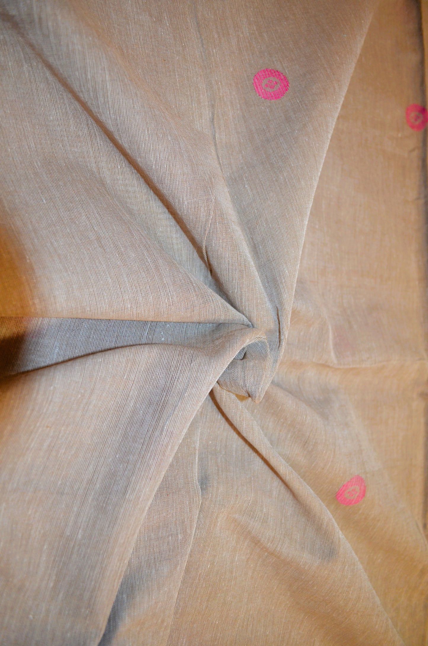 Dark Beige Buttery Mul Cotton Bengal Khadi Handloom Saree