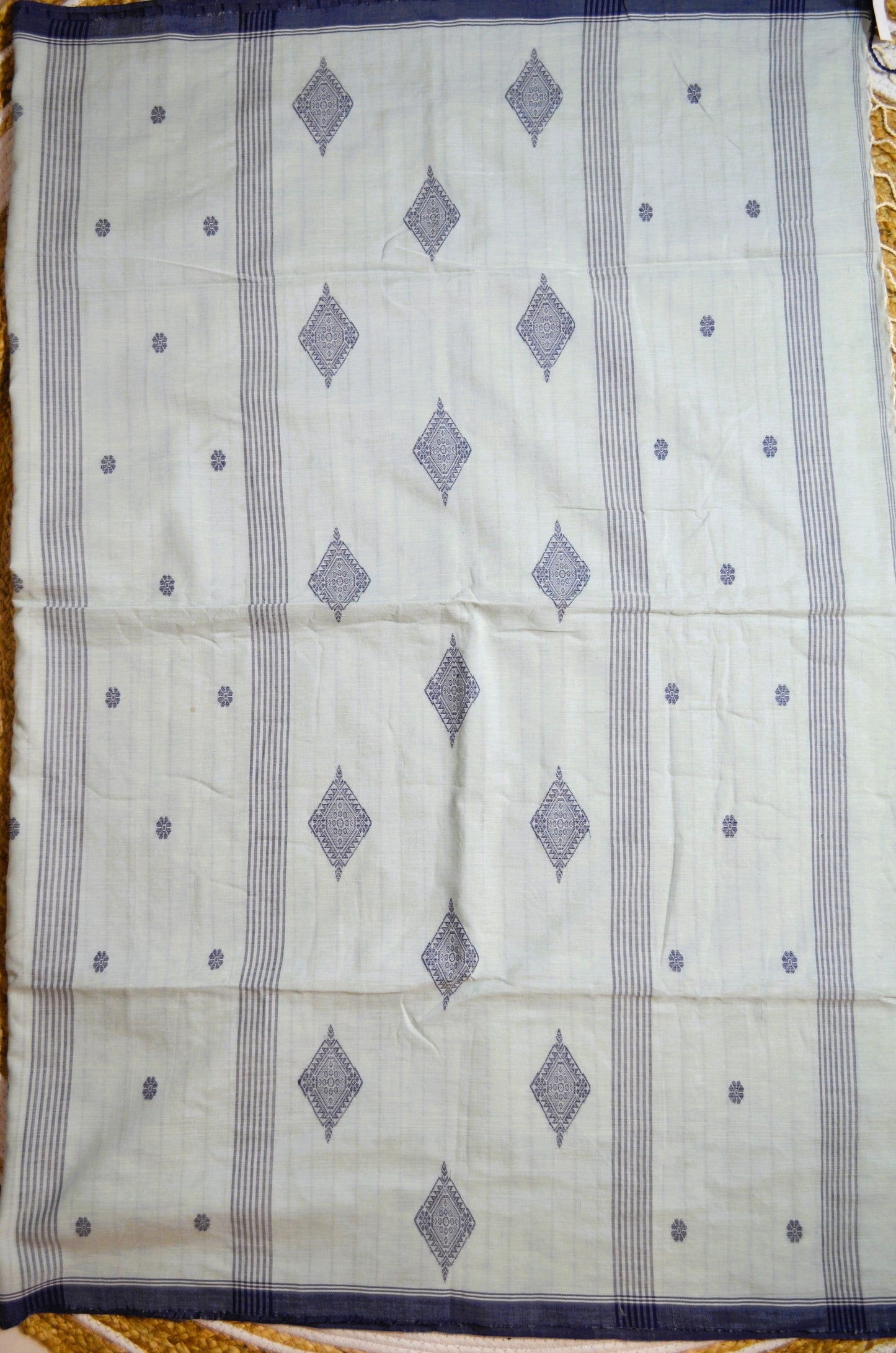 Light Pista Buttery Mul Cotton Bengal Muslin Handloom Saree