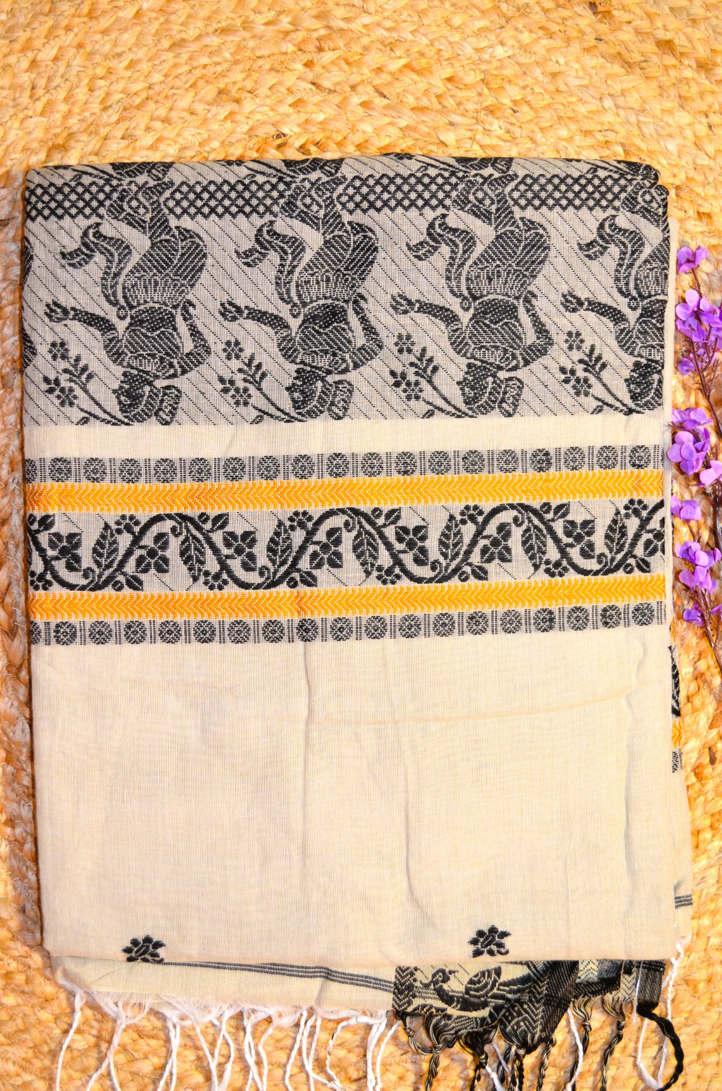 Beige Buttery Mul Cotton Bengal Muslin Baluchuri Handloom Saree