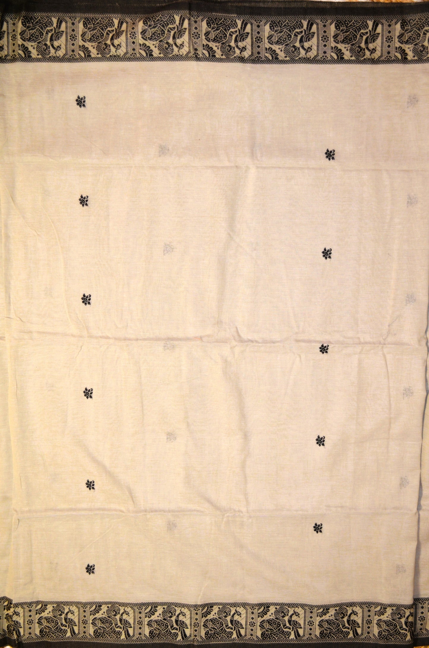 Beige Buttery Mul Cotton Bengal Muslin Baluchuri Handloom Saree