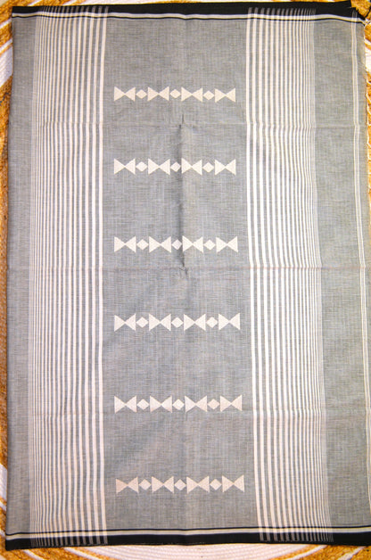 Grey Buttery Mul Cotton Bengal Tangail Handloom Saree