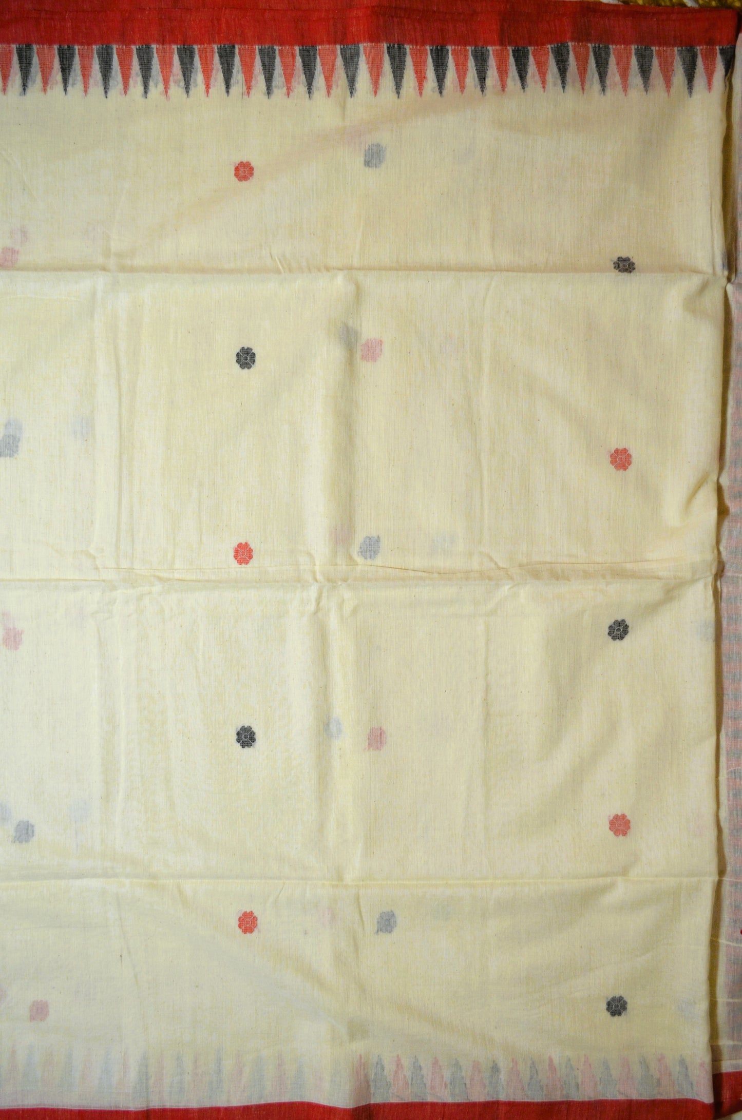Cream Buttery Mul Cotton Bengal Muslin Tangail Handloom Saree