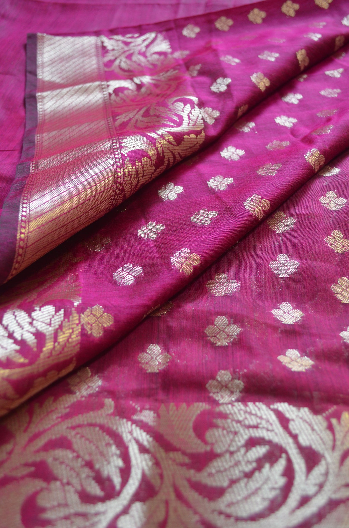 Dark Magenta Zari Work Banarasi Silk Saree
