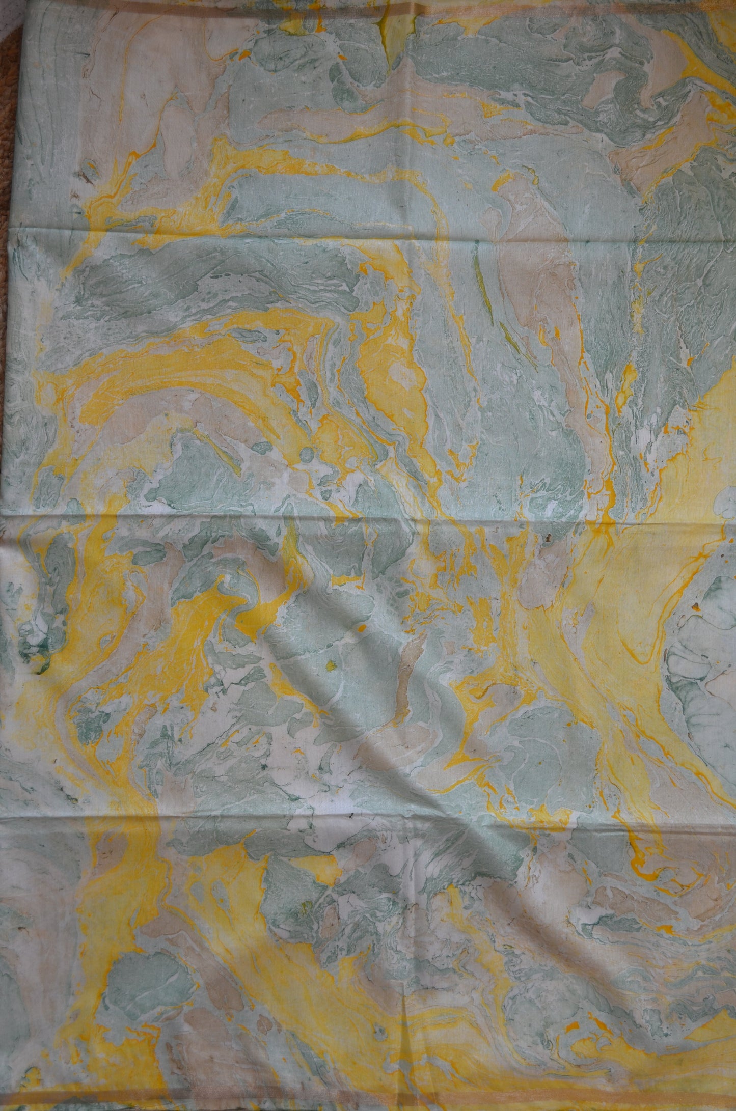 White Marble Print Vegan Silk Handloom Saree