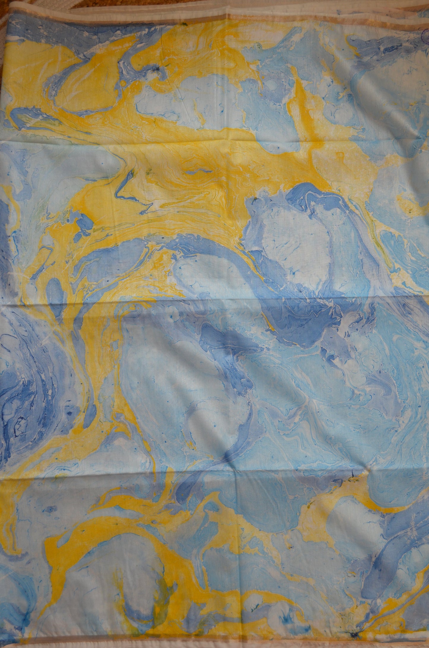 White Marble Print Vegan Silk Handloom Saree