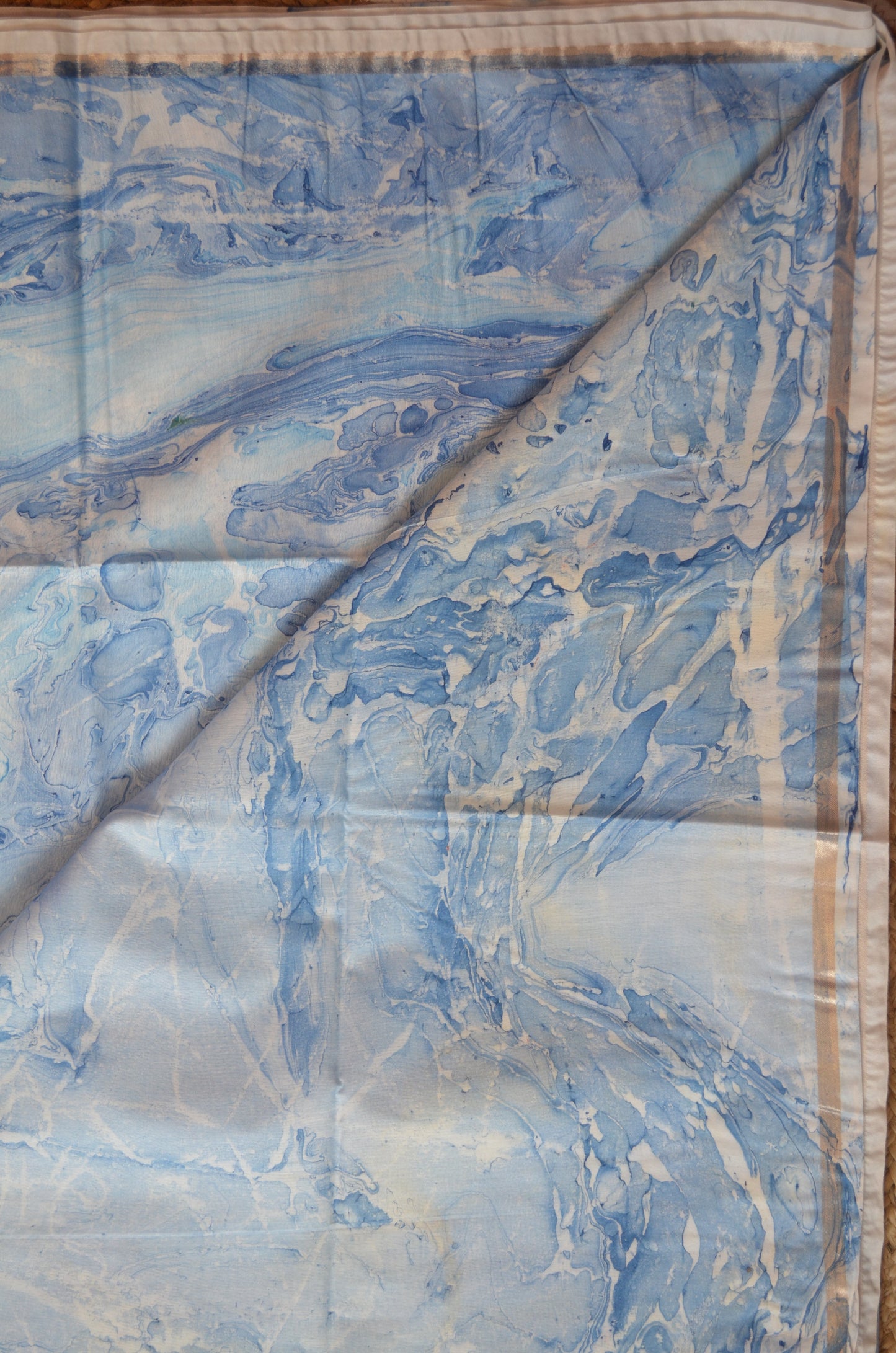 White Marble Print Vegan Silk Handloom Saree