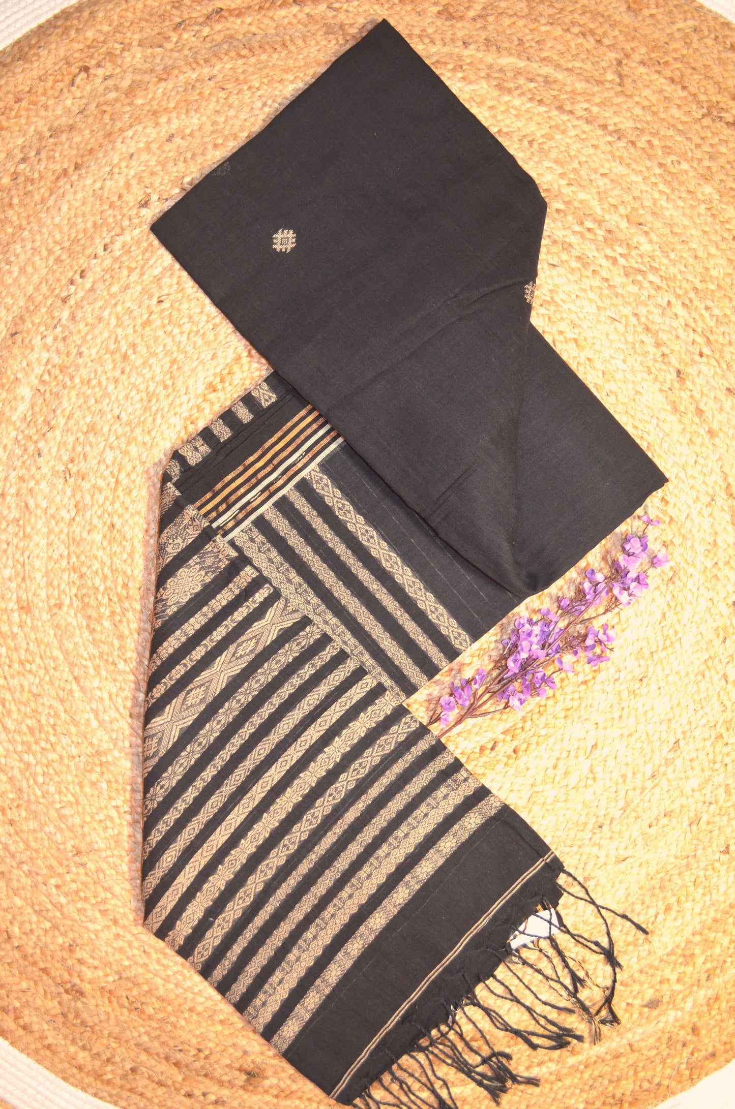 Black Buttery Mul Cotton Bengal Muslin Ghicha Handloom Saree
