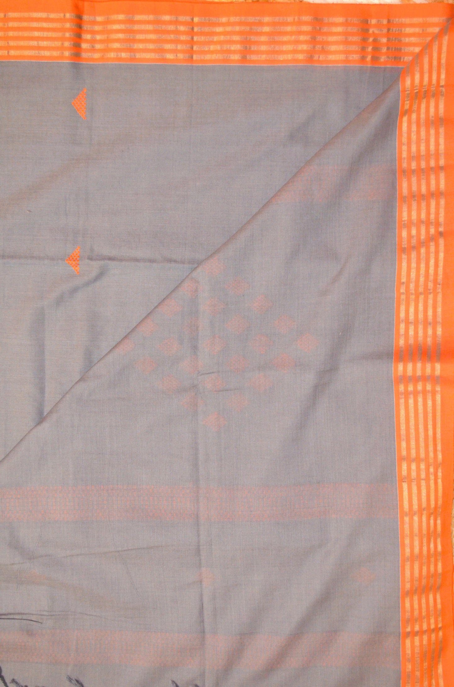 Steel Buttery Mul Cotton Bengal Muslin Handloom Saree