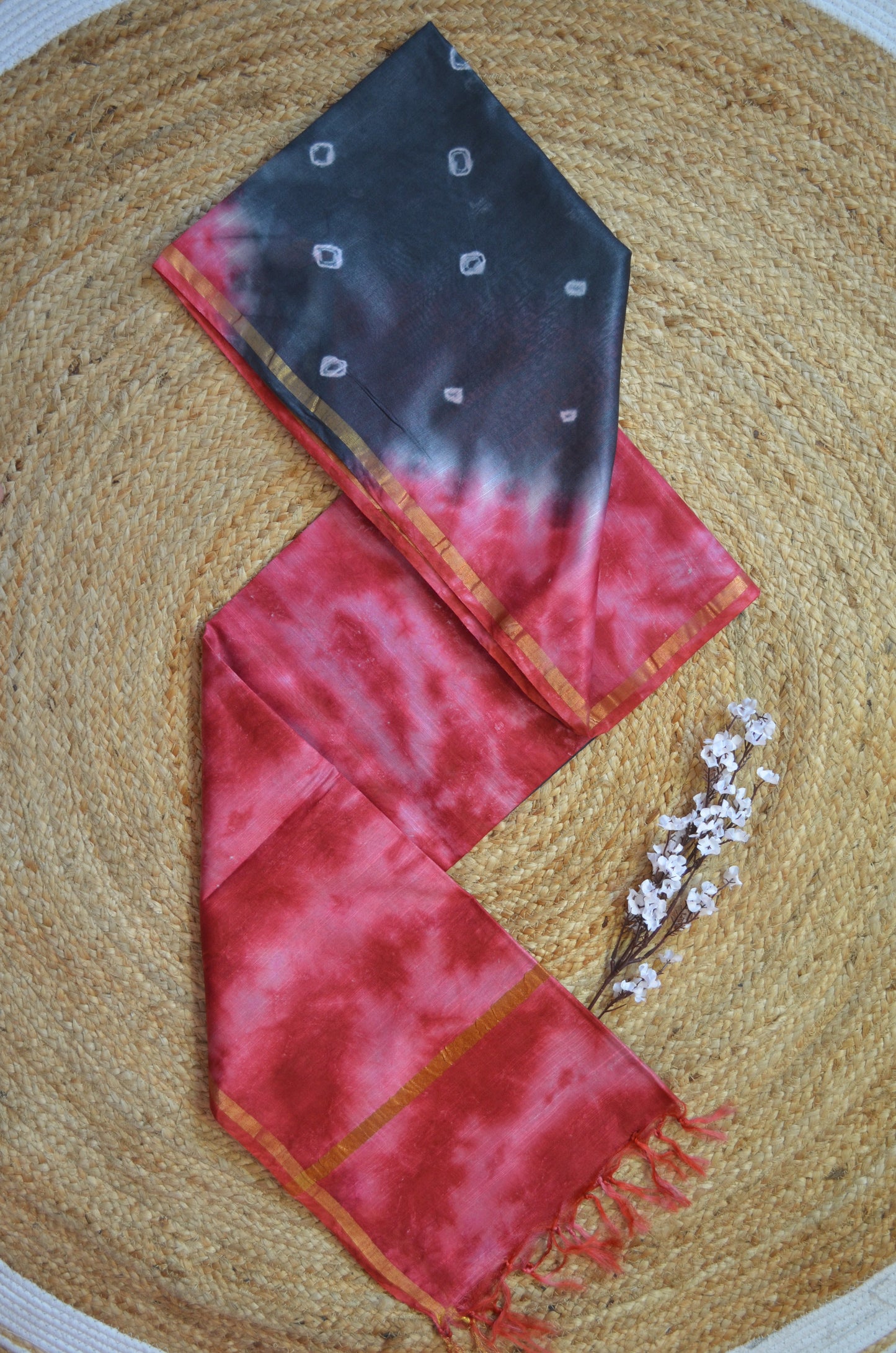 Black Magenta Shibori Vegan Silk Handloom Saree