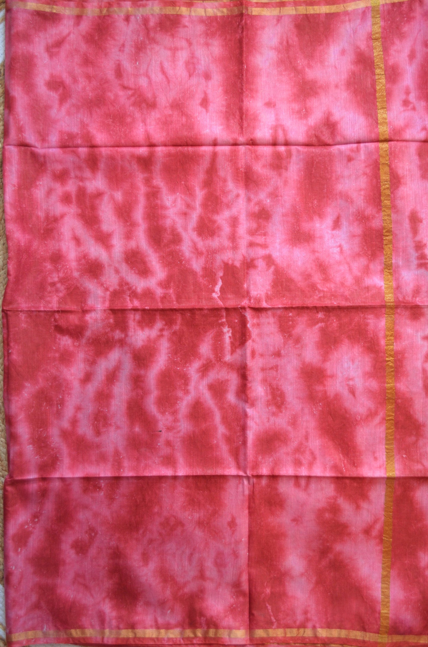 Black Magenta Shibori Vegan Silk Handloom Saree